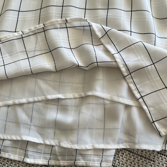 Loft Top - Picture 3 of 6